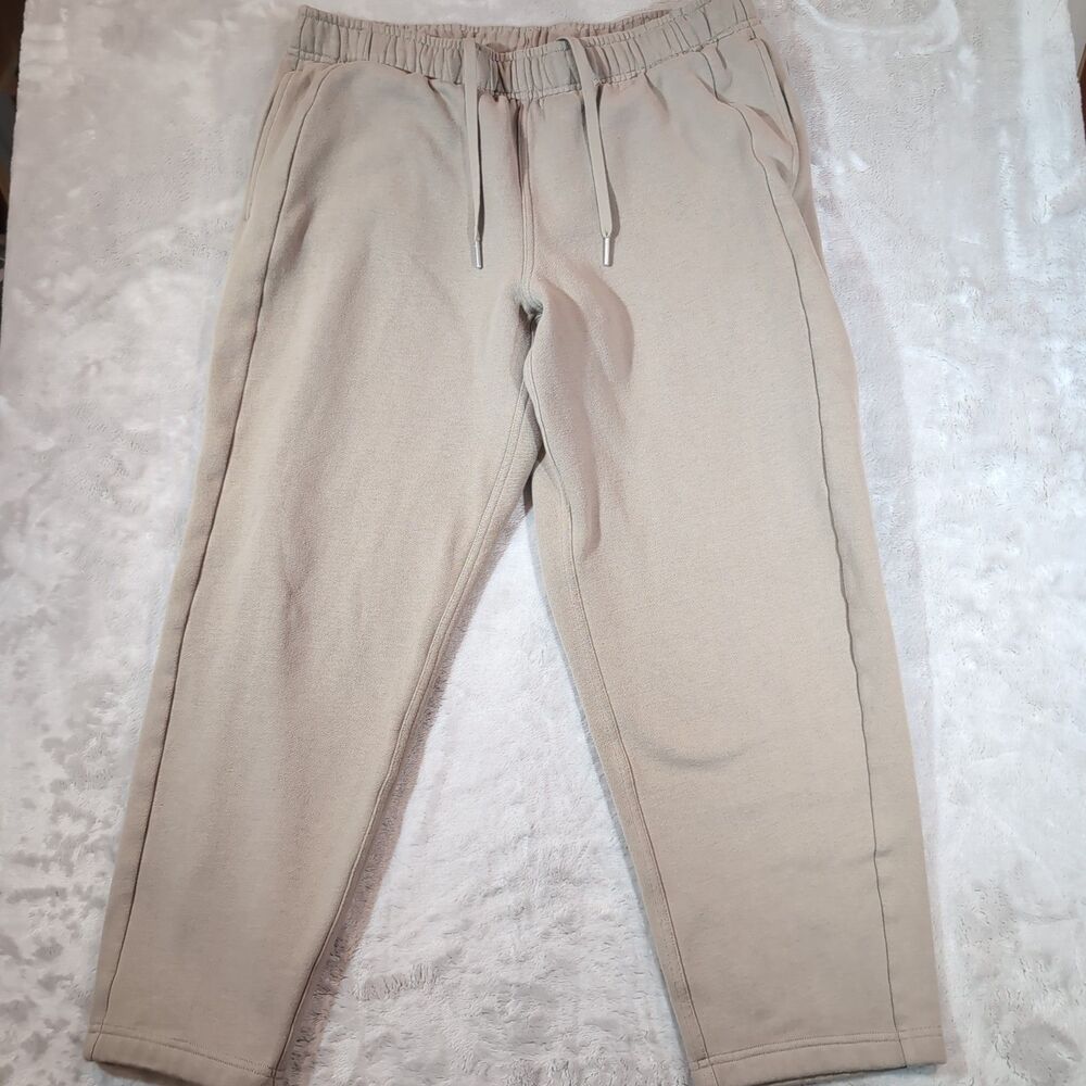 Lululemon Womens Scuba Mid-Rise Tapered Pants 7/8 Length Large Tan Yoga Leisure